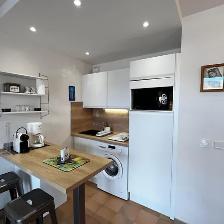 Pretty 2-room With A Loggia And A Lift *